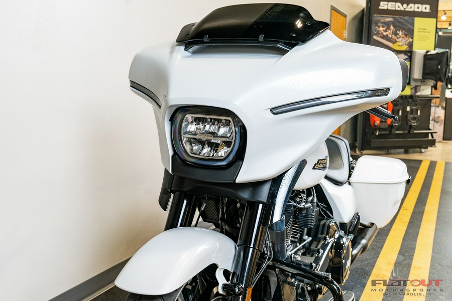 2024 Harley-Davidson® STREET GLIDE 117 (ONLY 687 MILES)