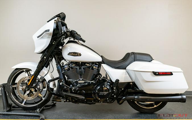 2024 Harley-Davidson® STREET GLIDE 117 (ONLY 687 MILES)