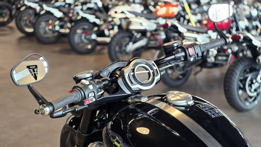 2025 Triumph ROCKET 3 STORM R
