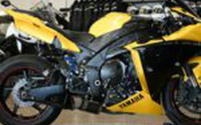 2009 Yamaha R1