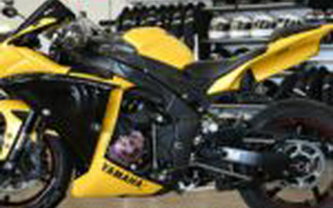 2009 Yamaha R1