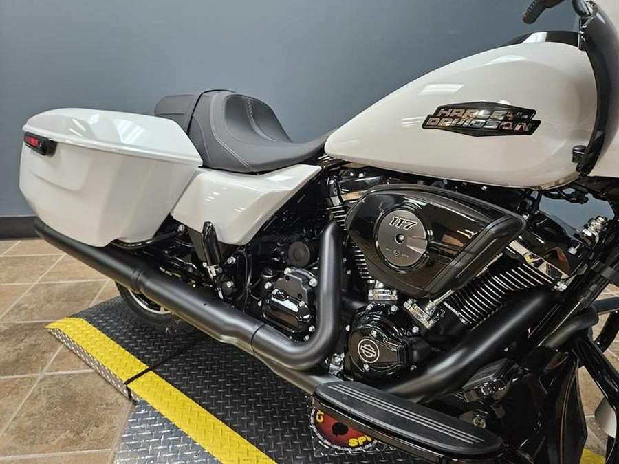 2024 Harley-Davidson® FLTRX - Road Glide®