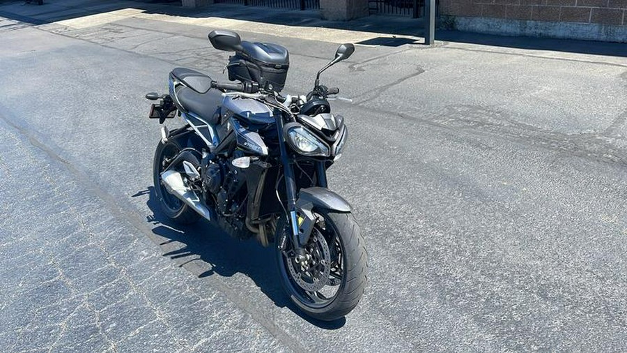 2024 Triumph Street Triple 765 R Silver Ice