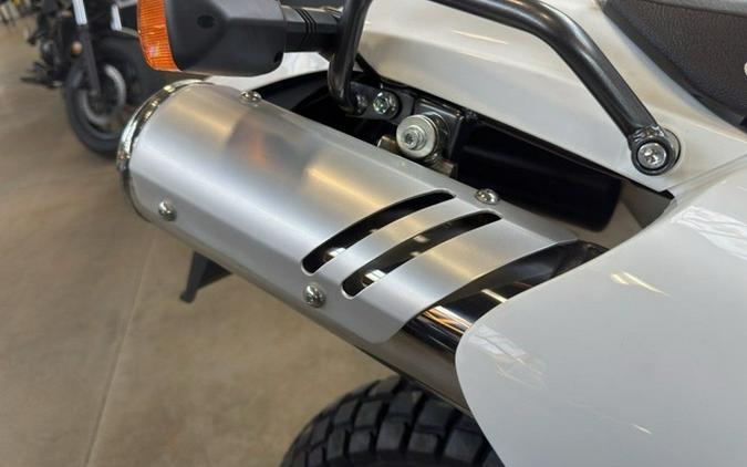 2026 Suzuki DR650SEM6