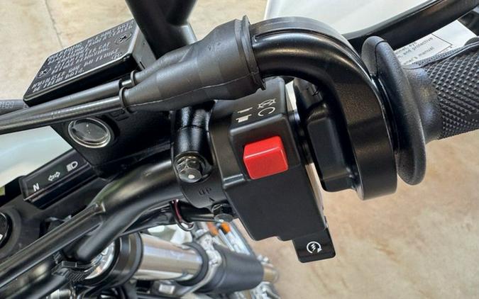 2026 Suzuki DR650SEM6