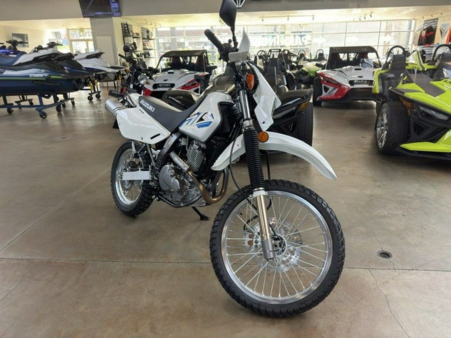 2026 Suzuki DR650SEM6