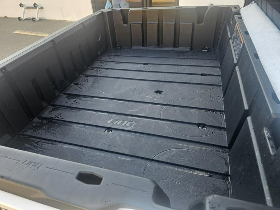 2026 Can-Am® Defender MAX Limited HD11