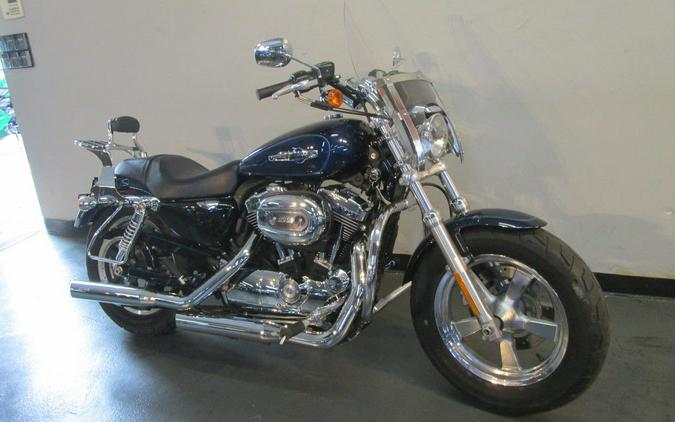 2012 Harley-Davidson® XL1200C - Sportster® 1200 Custom