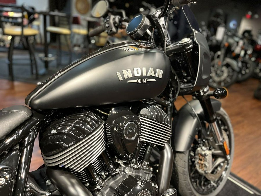 2024 Indian Motorcycle® Sport Chief Black Smoke