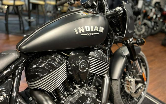 2024 Indian Motorcycle® Sport Chief Black Smoke