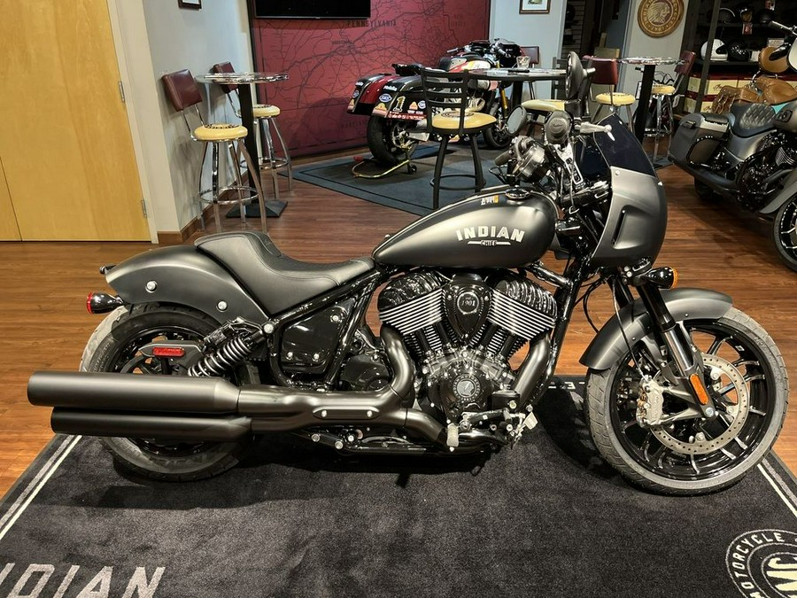 2024 Indian Motorcycle® Sport Chief Black Smoke