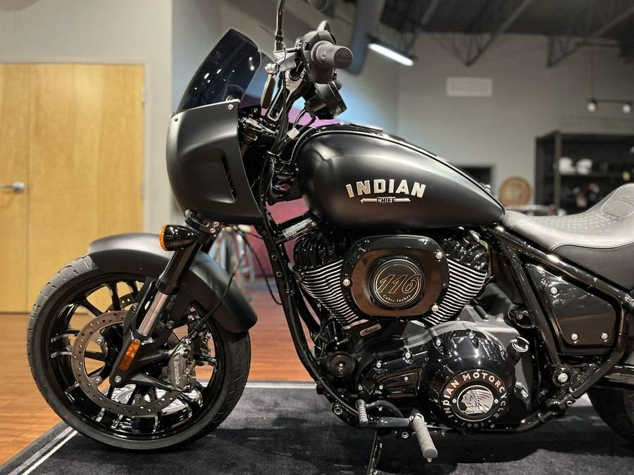 2024 Indian Motorcycle® Sport Chief Black Smoke