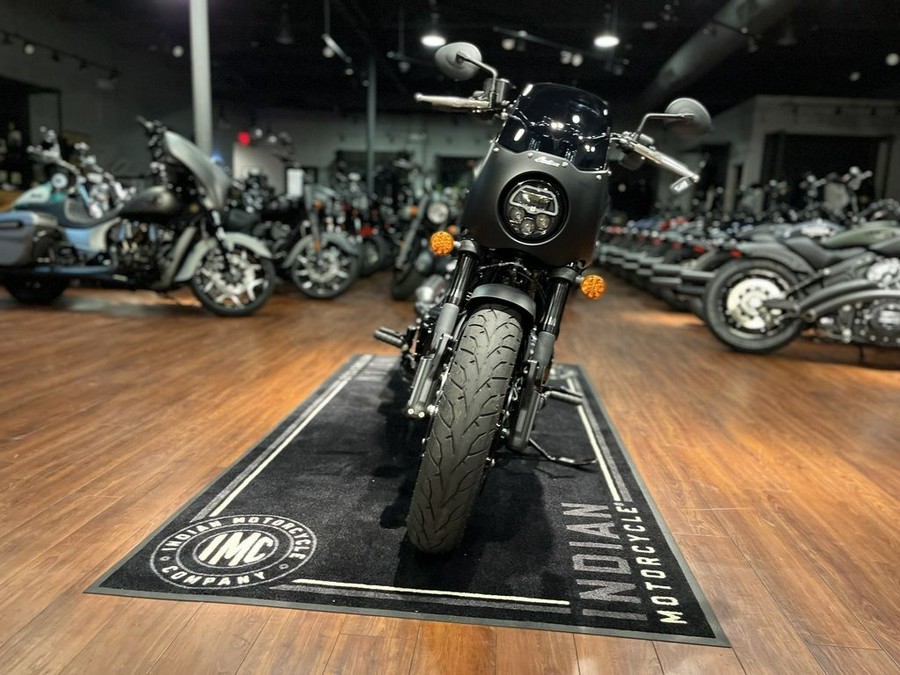 2024 Indian Motorcycle® Sport Chief Black Smoke