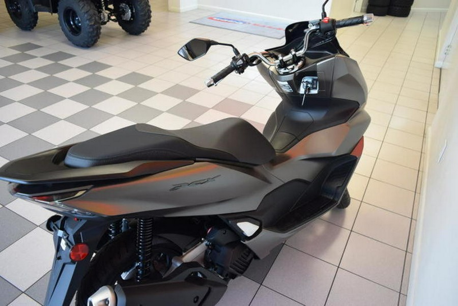 2023 Honda® PCX