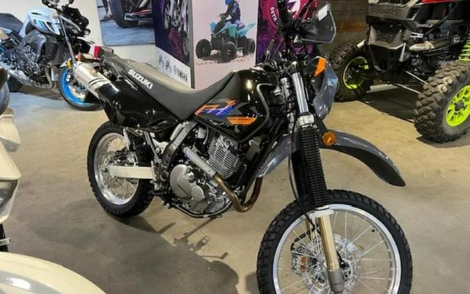 2026 Suzuki DR650SEM6