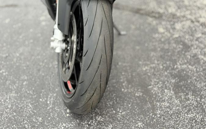 2022 Aprilia Tuono 660 FACTORY Concept Black - 00289C