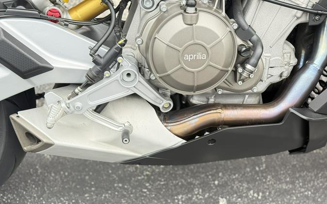 2022 Aprilia Tuono 660 FACTORY Concept Black - 00289C