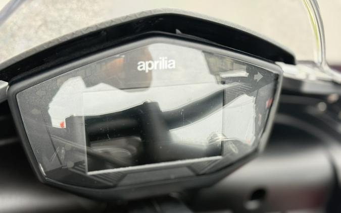 2022 Aprilia Tuono 660 FACTORY Concept Black - 00289C