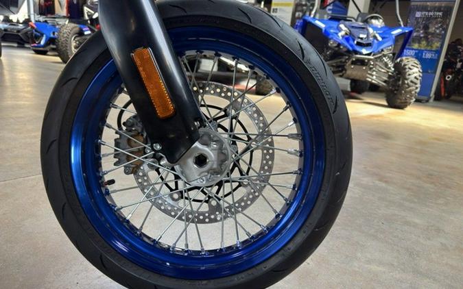 2025 Suzuki DR-Z4SMM5