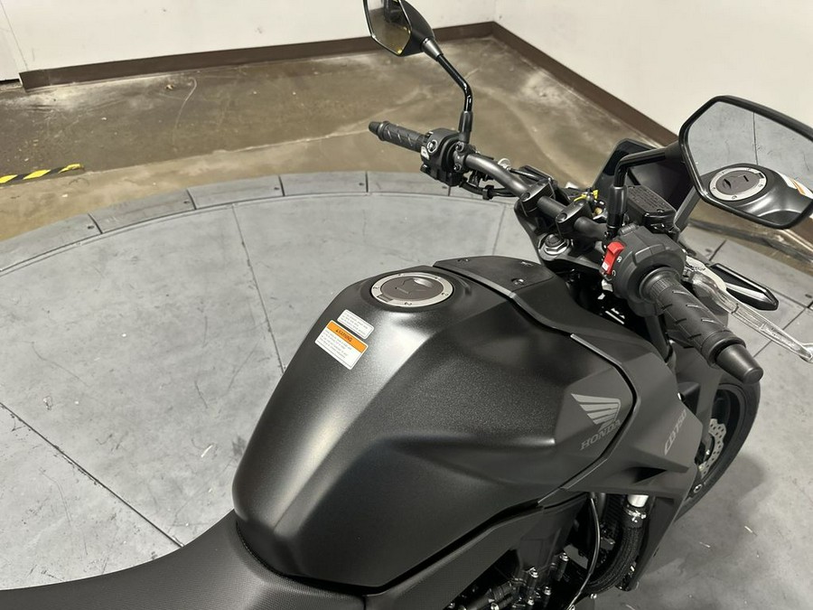 2025 Honda CB750 Hornet Base