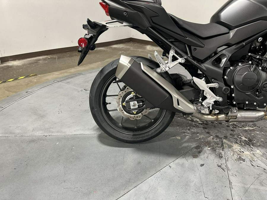 2025 Honda CB750 Hornet Base