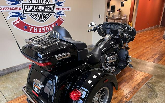 Used 2019 Harley-Davidson Tri-Glide Ultra Classic Trike Motorcycle For Sale Near Memphis, TN
