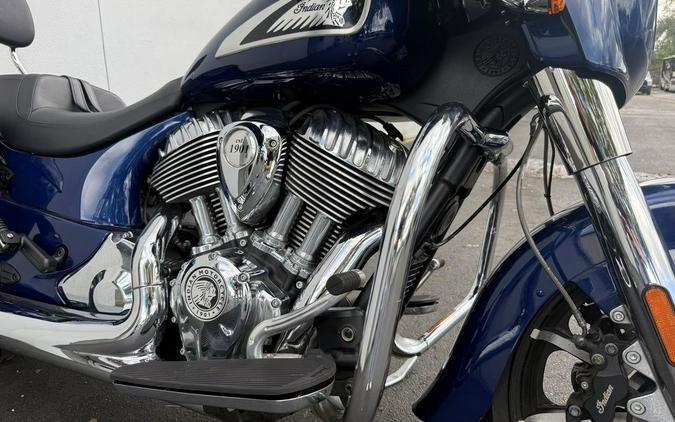 2022 Indian Motorcycle® Chieftain® Limited Deepwater Metallic