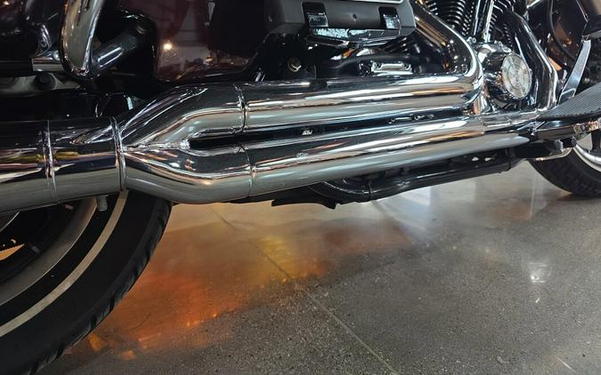 2015 Harley-Davidson® Electra Glide® Ultra Classic® Low FLHTCUL