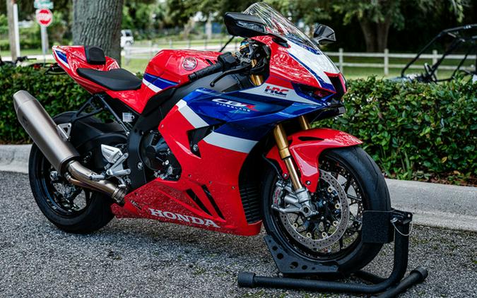 2025 Honda CBR1000RR-R Fireblade SP