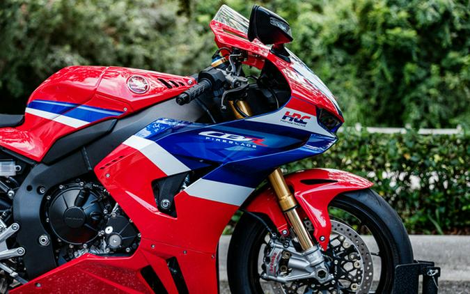 2025 Honda CBR1000RR-R Fireblade SP