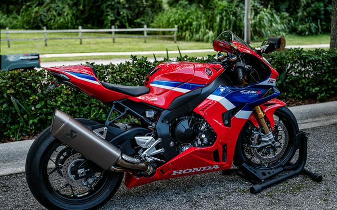 2025 Honda CBR1000RR-R Fireblade SP