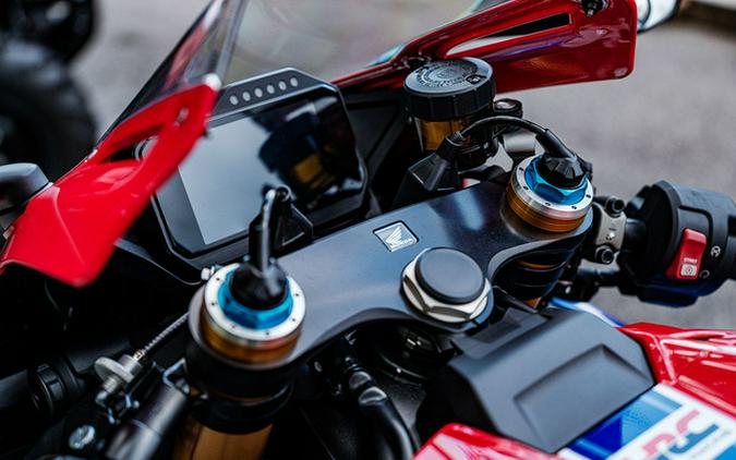 2025 Honda CBR1000RR-R Fireblade SP