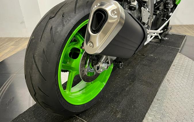 2024 Kawasaki Ninja ZX-6R 40th Anniversary Edition ABS