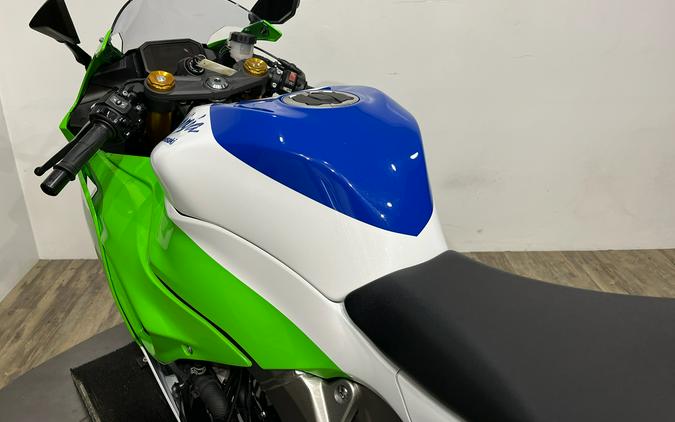2024 Kawasaki Ninja ZX-6R 40th Anniversary Edition ABS