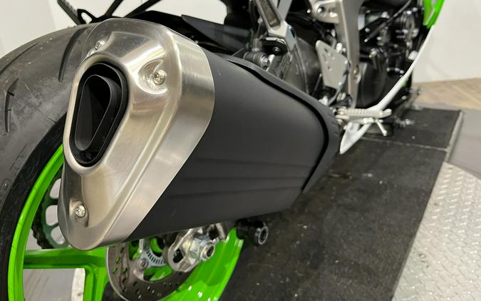 2024 Kawasaki Ninja ZX-6R 40th Anniversary Edition ABS