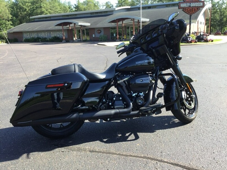 2020 Harley-Davidson® Street Glide® Special BLACK