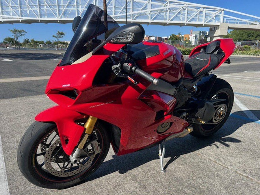 2018 Ducati Panigale V4 S