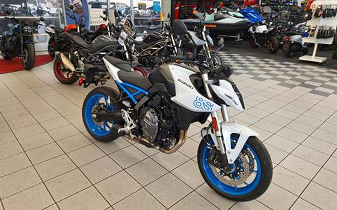 2023 Suzuki GSX-8S