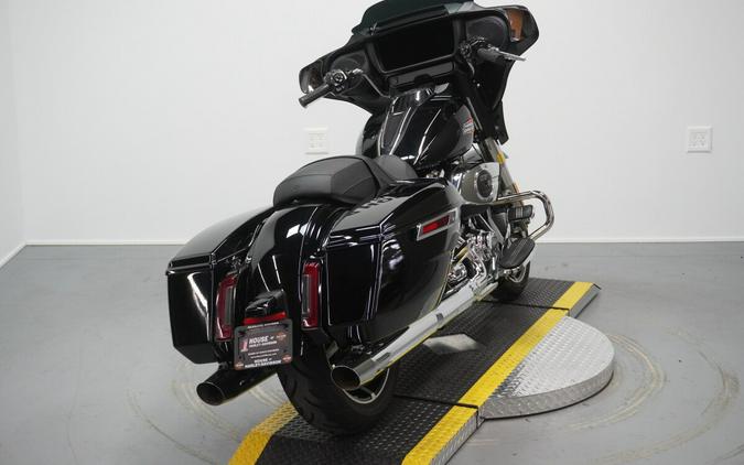 2024 Harley-Davidson® Street Glide® Vivid Black