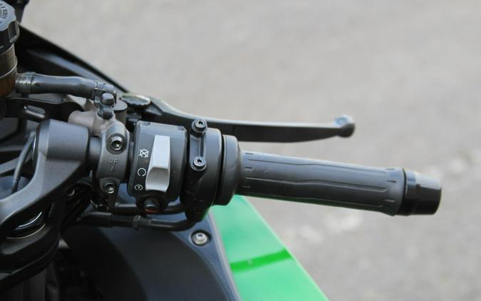 2021 Kawasaki Ninja® H2™ SX SE+