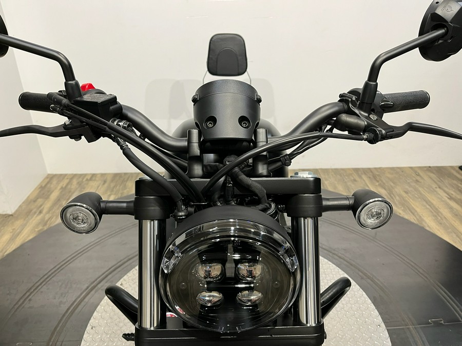 2026 Honda Rebel 300 E-Clutch