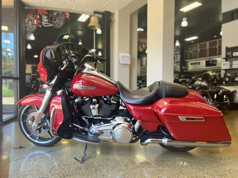 2023 Harley-Davidson Street Glide Redline Red