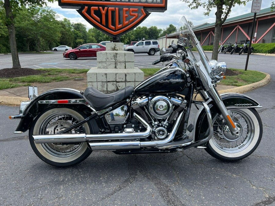 2018 FLDE Softail Deluxe