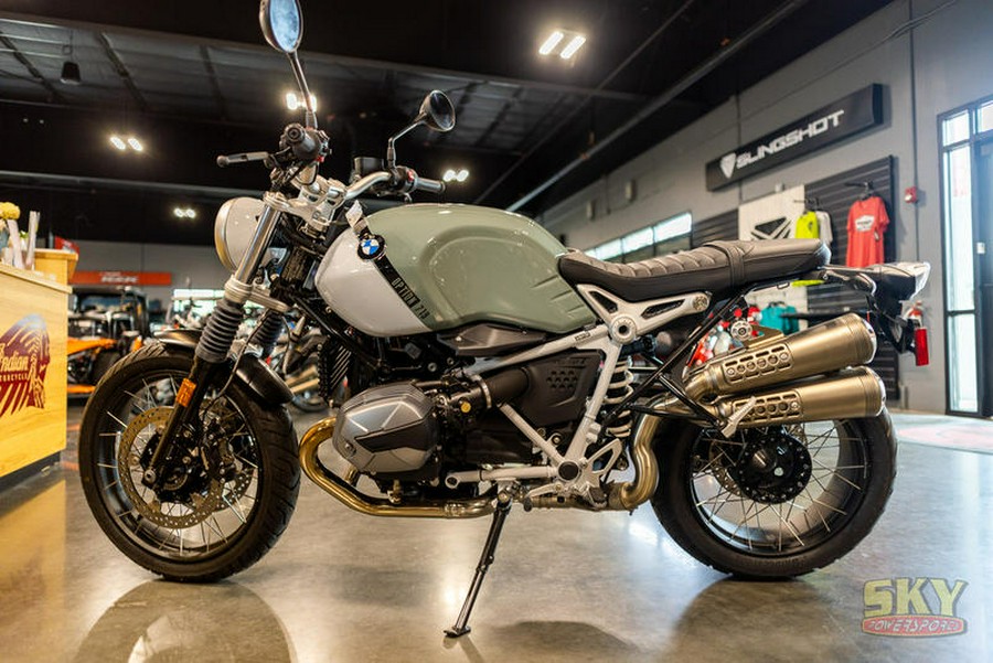 2023 BMW R nineT Pure 719 Underground/Light White