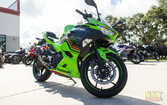 2018 Kawasaki Ninja 400 KRT Edition