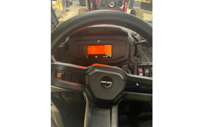 2026 Can-Am Defender XT HD9