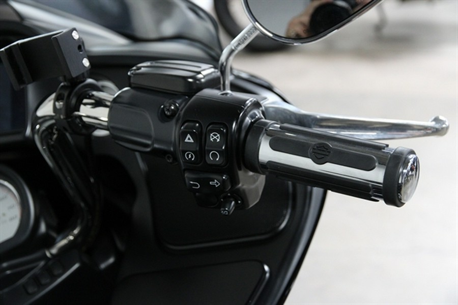 2020 HARLEY-DAVIDSON Road Glide Base