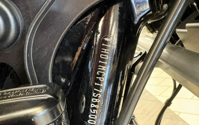 2025 Harley-Davidson® Freewheeler™ Vivid Black