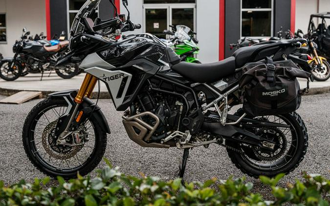 2024 Triumph Tiger 900 Rally Pro Carbon Black / Sapphire Black