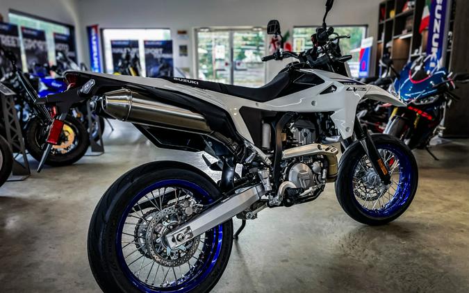 2026 SUZUKI DR-Z4SM